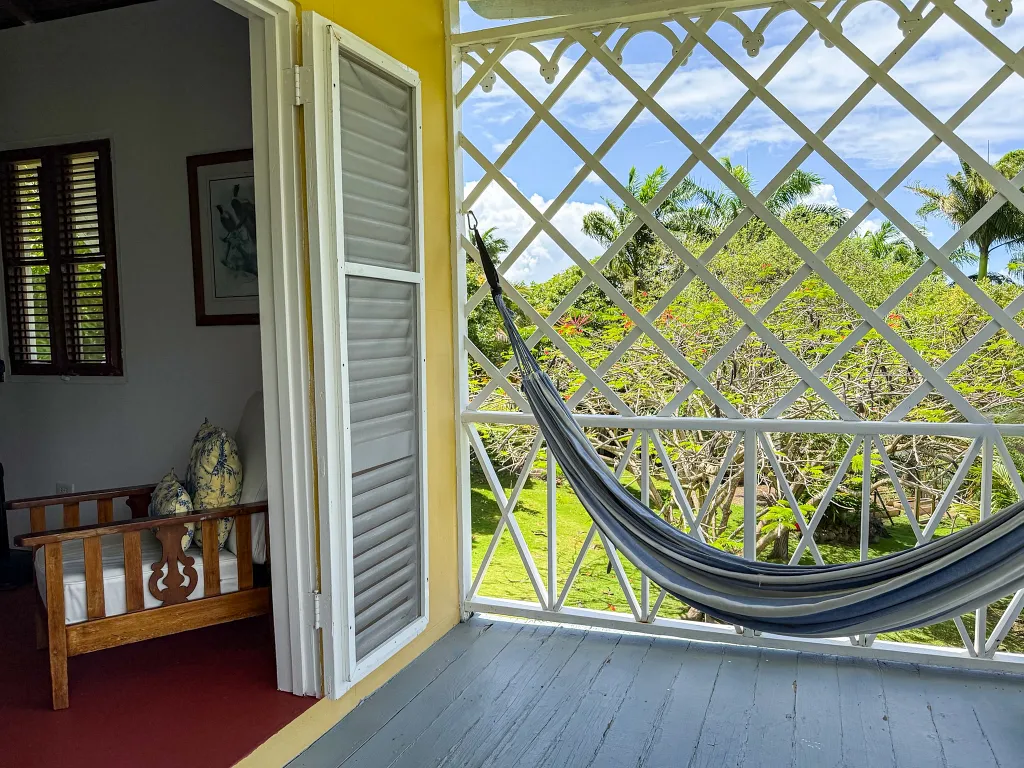 Balcony Room